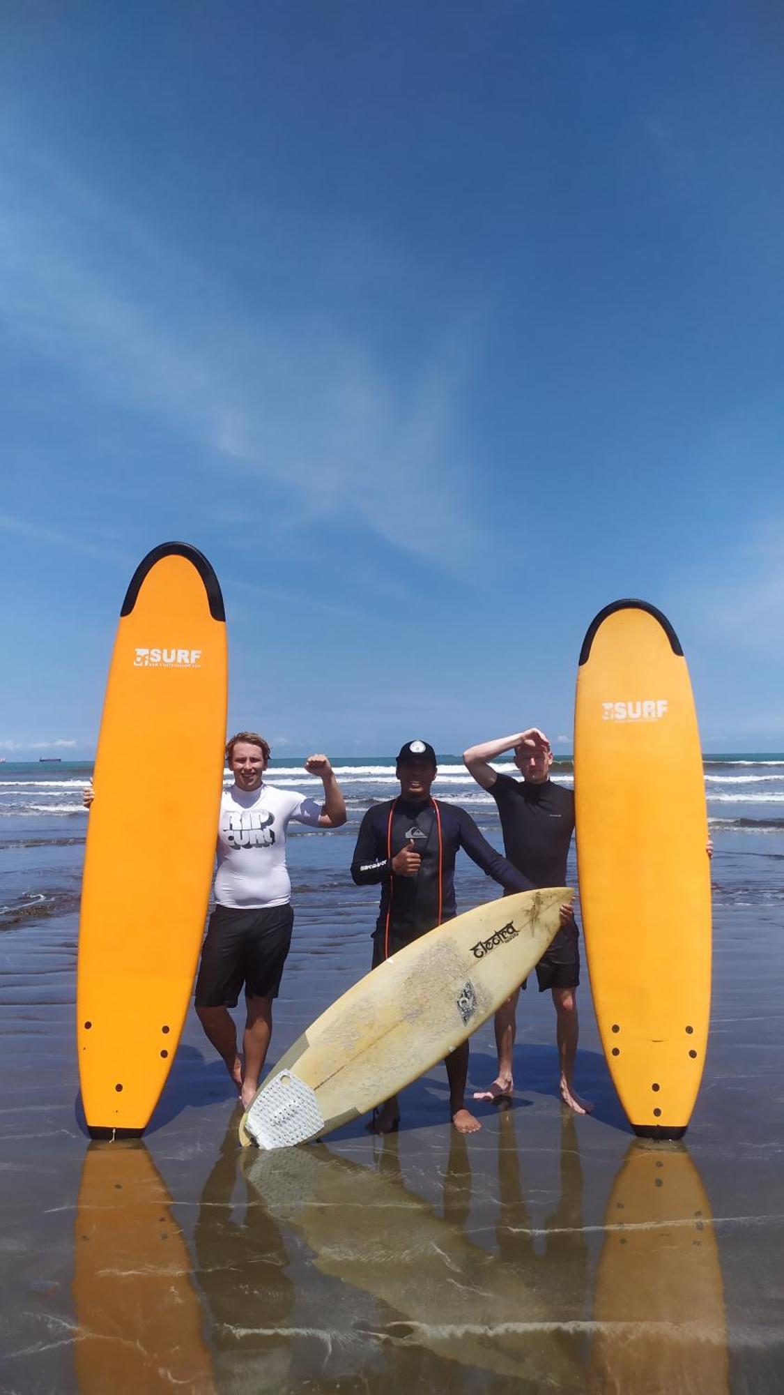 Air Manis Secret Surfcamp Apartamento Taluk Batung Exterior foto