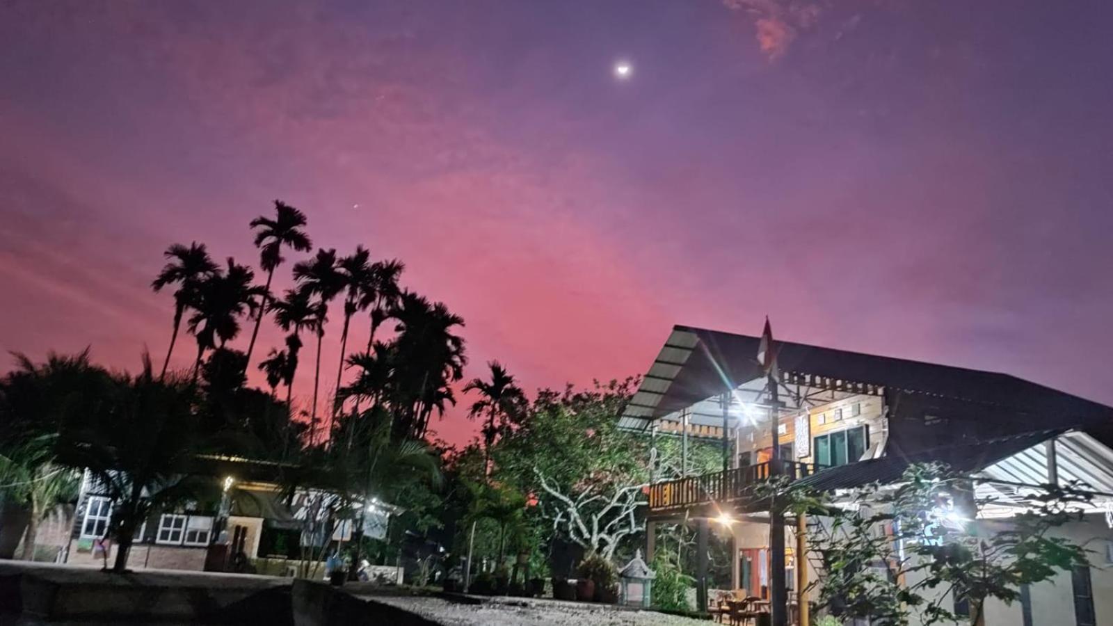 Air Manis Secret Surfcamp Apartamento Taluk Batung Exterior foto
